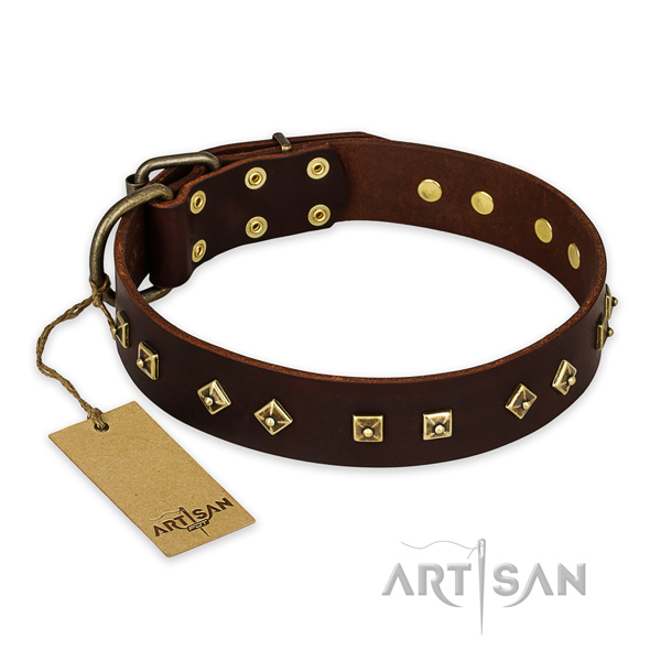 Top quality genuine leather dog collar with corrosion proof buckle