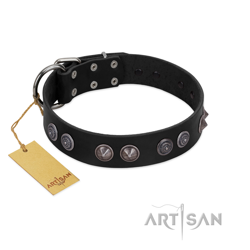 "Silver Medallions" Mod FDT Artisan Black Leather Boxer Collar with Round Plates